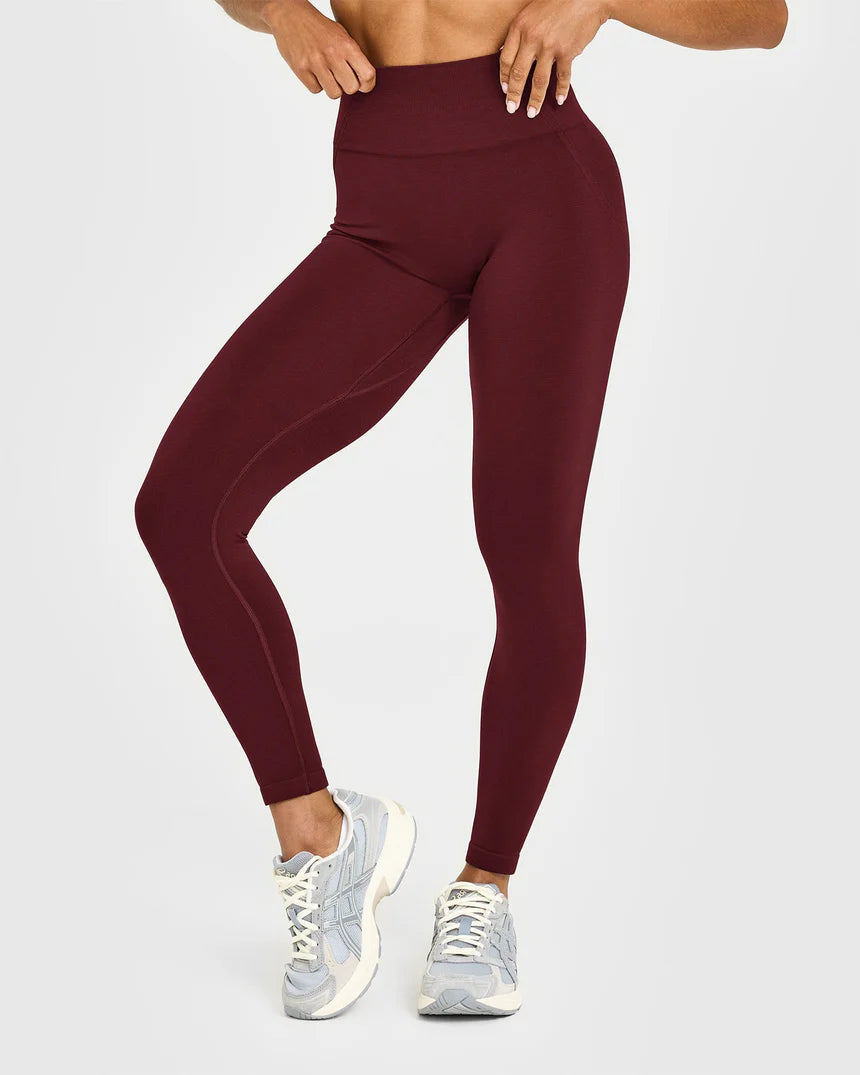 EffortlessLift™ Seamless Leggings with White Logo