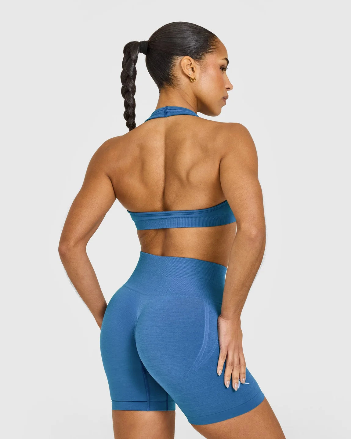 EffortlessLift™ Seamless Halter Neck Sports Bra