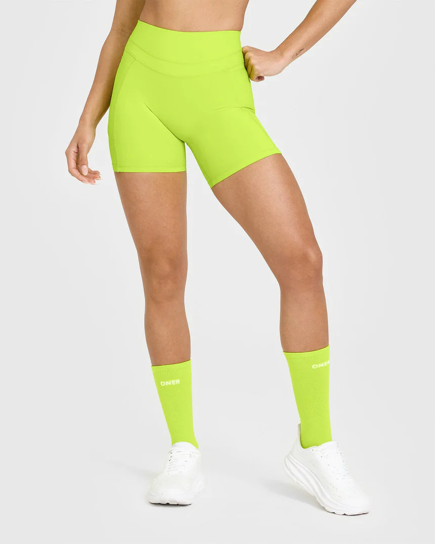 High Waisted Pocket Shorts 6"
